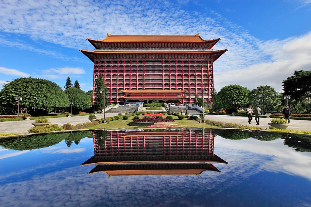 The Grand Hotel Taipei Eksteriør billede National Sun Yat-sen University